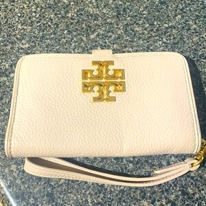 Tory Burch wristlet wallet